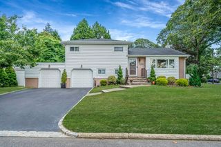 503 Thorn Street, North Babylon, NY 11703