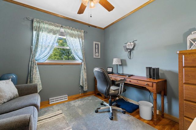 8219 26th AVENUE, Kenosha, WI 53143