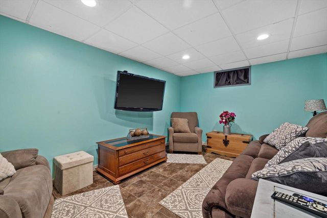 8219 26th AVENUE, Kenosha, WI 53143