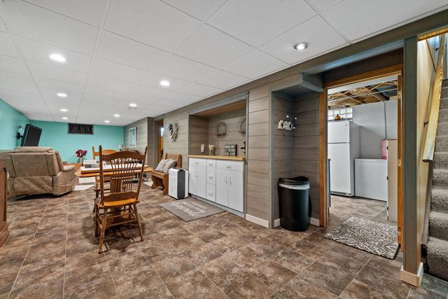 8219 26th AVENUE, Kenosha, WI 53143