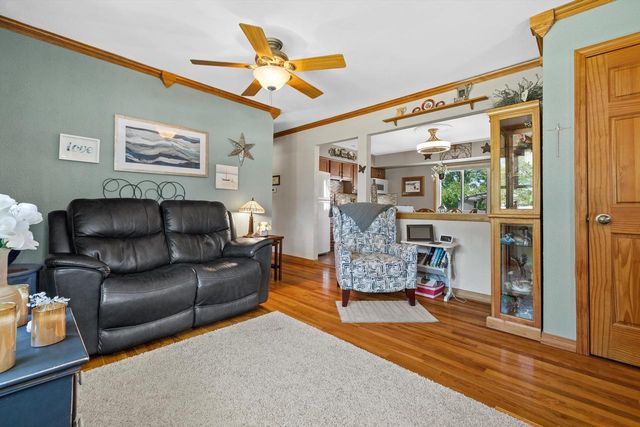 8219 26th AVENUE, Kenosha, WI 53143