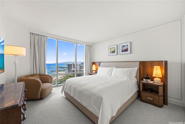 223 Saratoga Road 3507, Honolulu, HI 96815