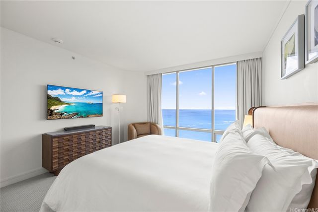 223 Saratoga Road 3507, Honolulu, HI 96815