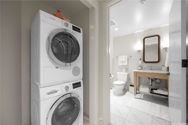 223 Saratoga Road 3507, Honolulu, HI 96815