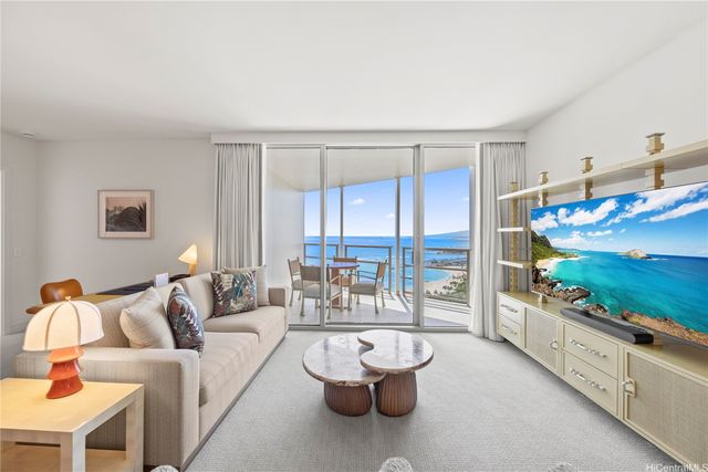 223 Saratoga Road 3507, Honolulu, HI 96815