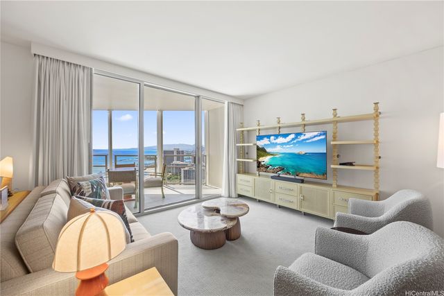 223 Saratoga Road 3507, Honolulu, HI 96815