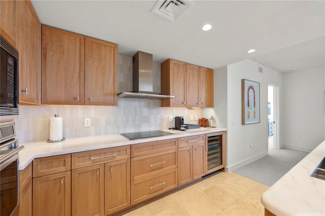 223 Saratoga Road 3507, Honolulu, HI 96815