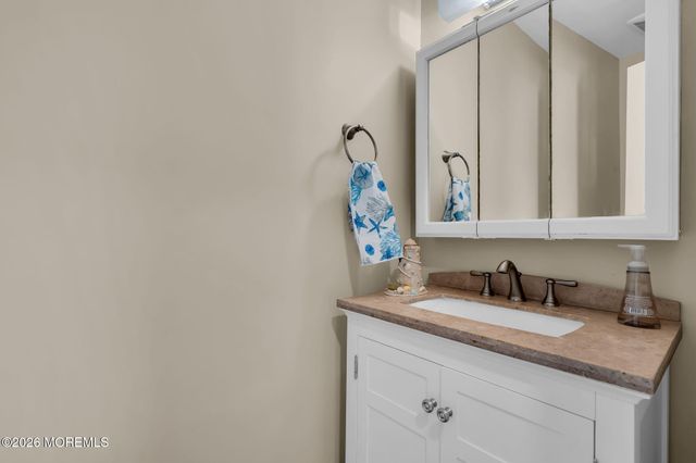 20 Diane Road, Beach Haven West, NJ 08050
