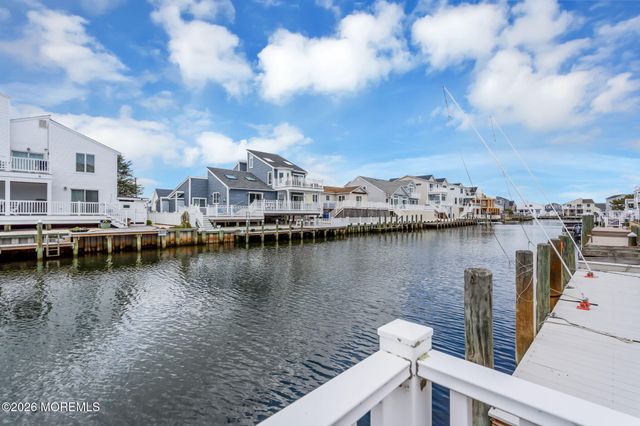 20 Diane Road, Beach Haven West, NJ 08050