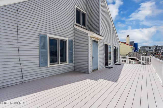20 Diane Road, Beach Haven West, NJ 08050