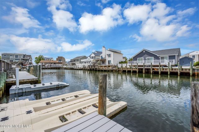 20 Diane Road, Beach Haven West, NJ 08050