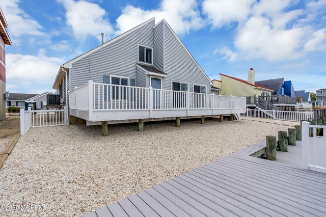 20 Diane Road, Beach Haven West, NJ 08050
