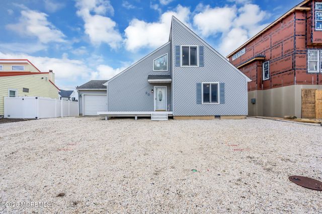 20 Diane Road, Beach Haven West, NJ 08050