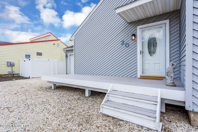 20 Diane Road, Beach Haven West, NJ 08050