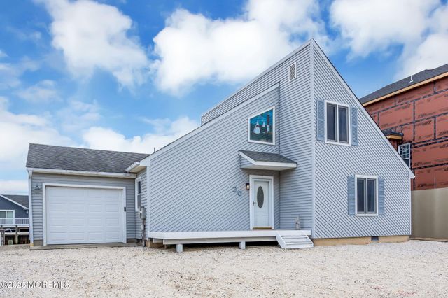 20 Diane Road, Beach Haven West, NJ 08050