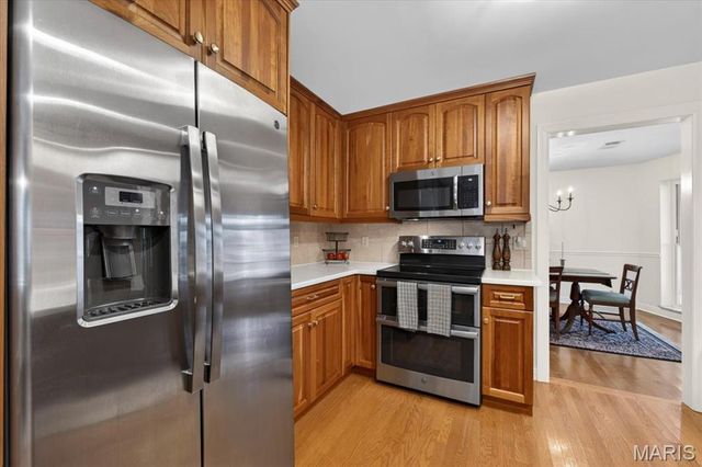 430 Cannonbury Drive, St Louis, MO 63119