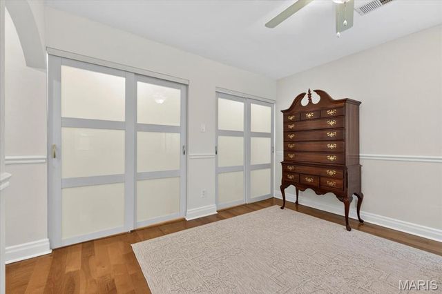 430 Cannonbury Drive, St Louis, MO 63119