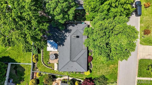 430 Cannonbury Drive, St Louis, MO 63119
