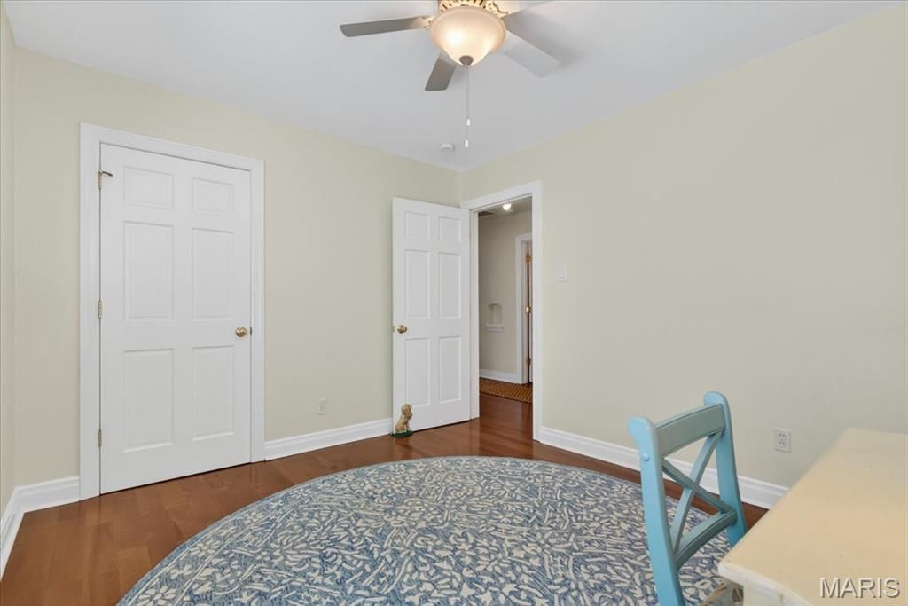 Image 27 of property listing at 430 Cannonbury Drive, St Louis, MO 63119