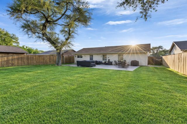 2606 Pine Street, Galveston, TX 77551