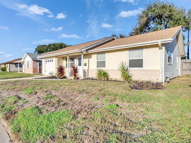 2606 Pine Street, Galveston, TX 77551