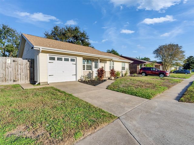 2606 Pine Street, Galveston, TX 77551