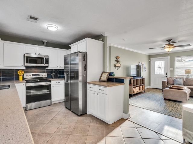 2606 Pine Street, Galveston, TX 77551