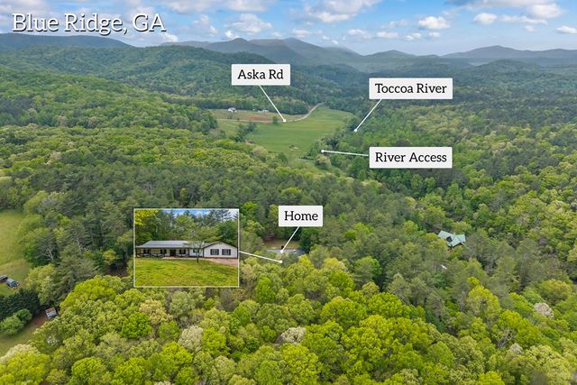 435 Dogwood Way, Blue Ridge, GA 30513