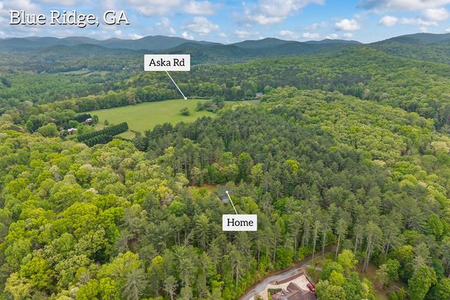 435 Dogwood Way, Blue Ridge, GA 30513
