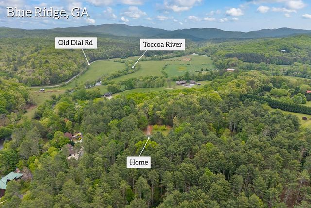 435 Dogwood Way, Blue Ridge, GA 30513