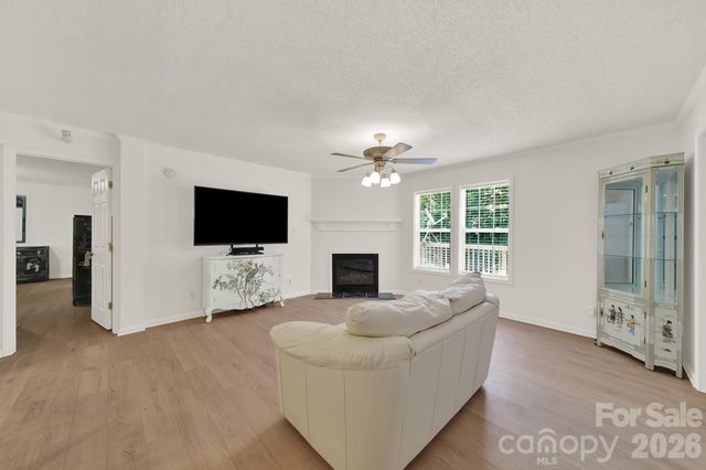 15715 Youngblood Road, Charlotte, NC 28278