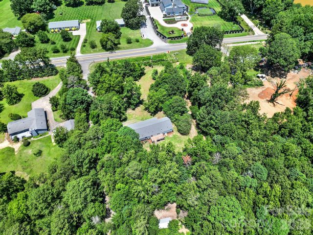 15715 Youngblood Road, Charlotte, NC 28278