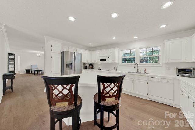 15715 Youngblood Road, Charlotte, NC 28278