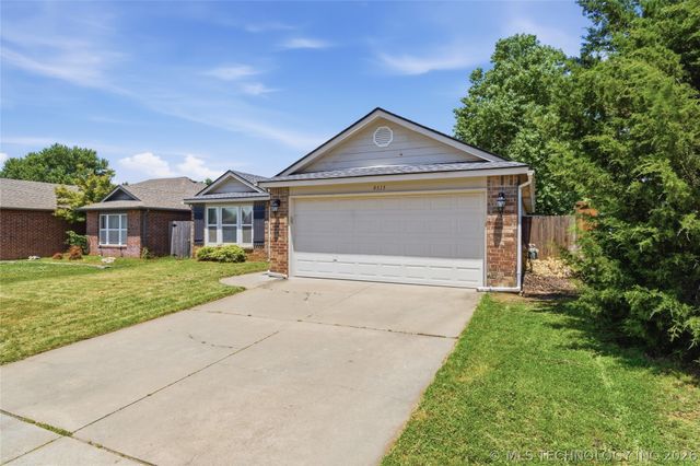 9515 E 97th Street North, Owasso, OK 74055