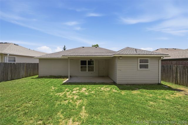 9515 E 97th Street North, Owasso, OK 74055