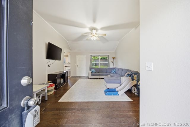 9515 E 97th Street North, Owasso, OK 74055