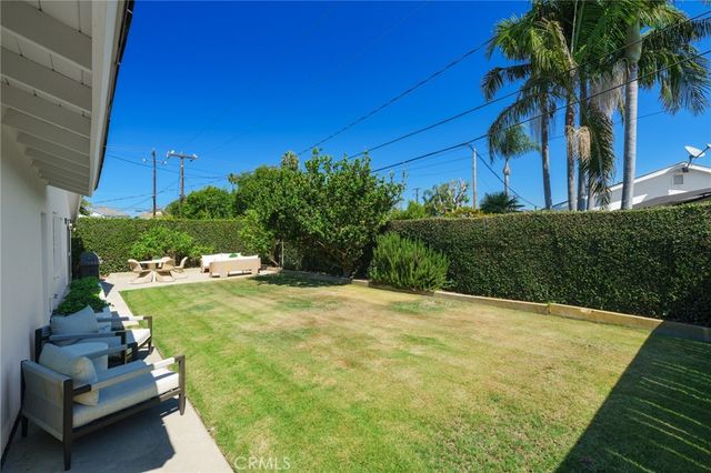 410 Lenwood, Costa Mesa, CA 92627
