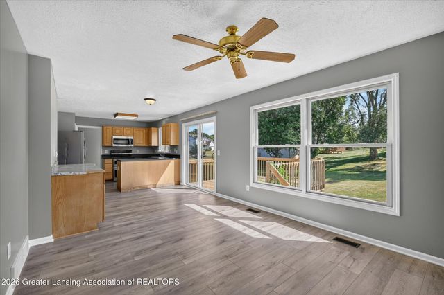7211 Captiva Drive, Lansing, MI 48917