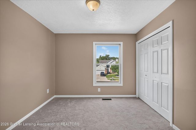7211 Captiva Drive, Lansing, MI 48917