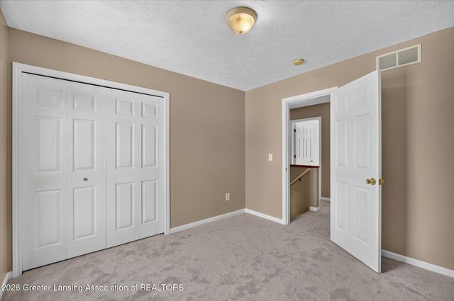 7211 Captiva Drive, Lansing, MI 48917