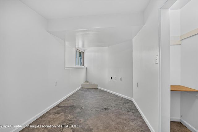 7211 Captiva Drive, Lansing, MI 48917