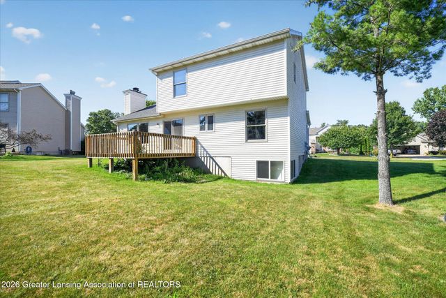 7211 Captiva Drive, Lansing, MI 48917