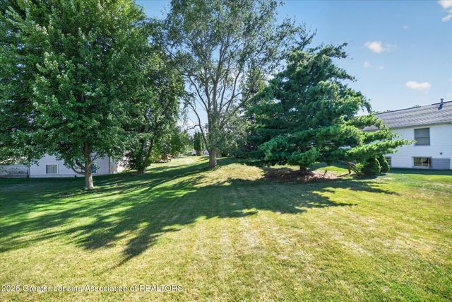 7211 Captiva Drive, Lansing, MI 48917