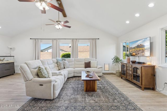 6920 W Comet Avenue, Peoria, AZ 85345