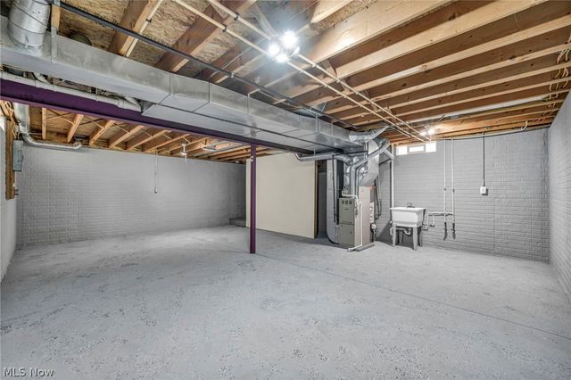 2350 E 63rd Street, Cleveland, OH 44104