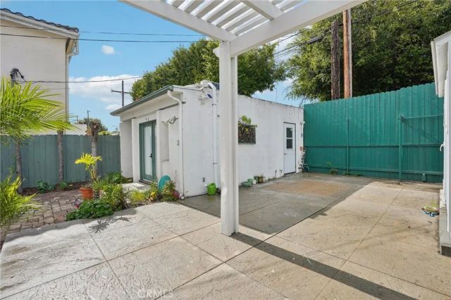 463 S Clark, Beverly Hills, CA 90211