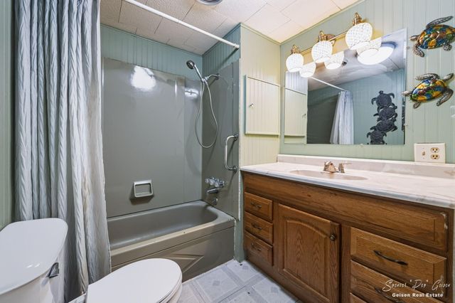 2168 Kellogg Road, Ionia Twp, MI 48846