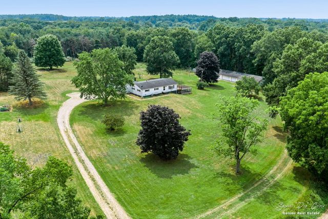 2168 Kellogg Road, Ionia Twp, MI 48846
