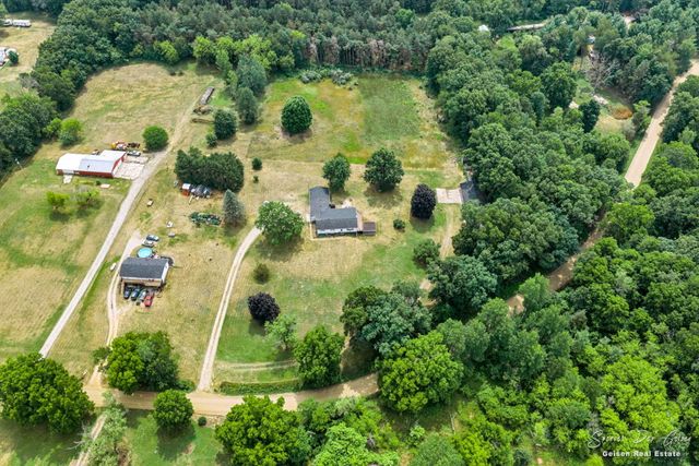 2168 Kellogg Road, Ionia Twp, MI 48846