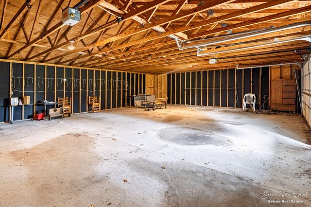 2168 Kellogg Road, Ionia Twp, MI 48846